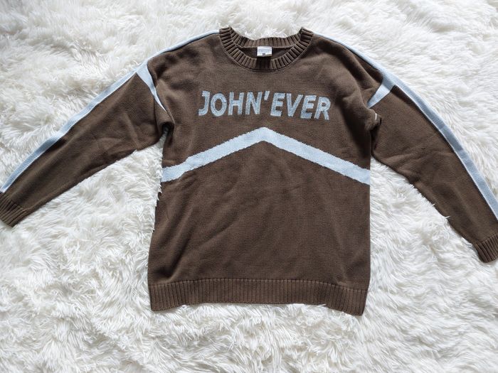 Pull Karl marron