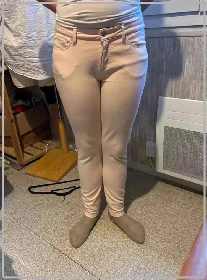 Jean rose  zara  taille  38