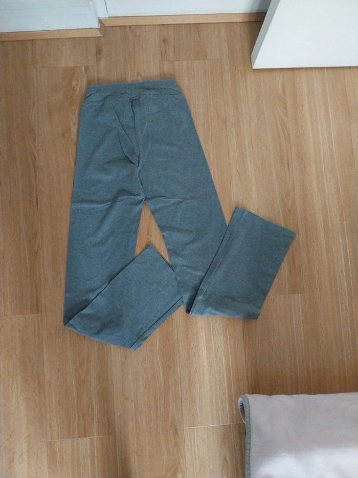 jogging gris - photo numéro 2