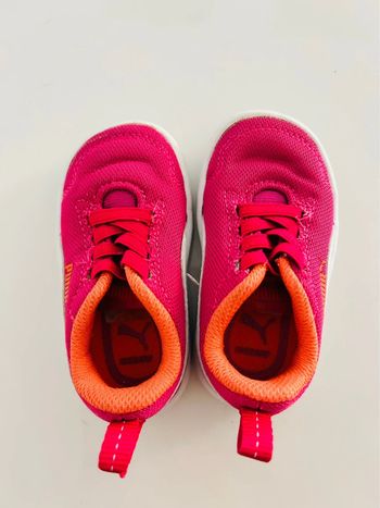 Basket fille Puma taille 20