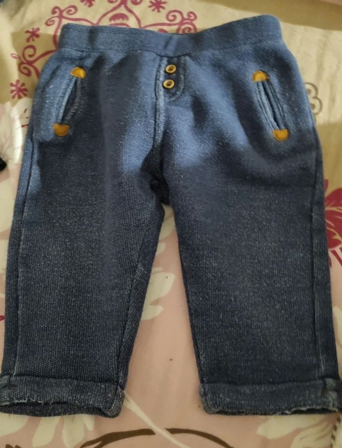 Lot de 2 pantalons 18 mois - photo numéro 2