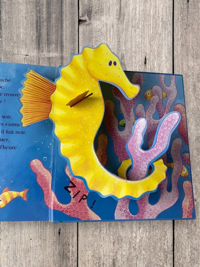 Livre enfant Requin et compagnie – Jack Tickle, dès 3 ans, très bon état, pop-up