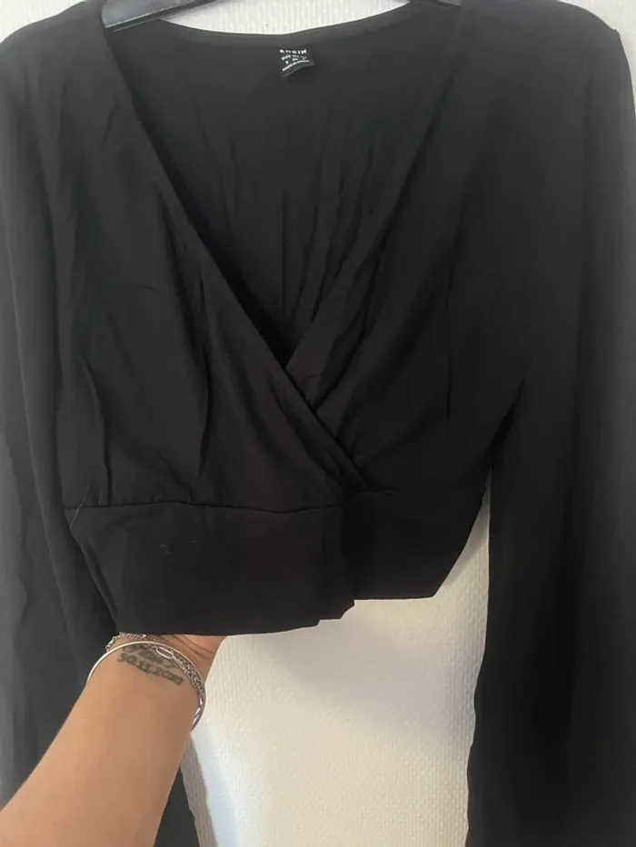 Blouse noire manches transparentes - photo numéro 3