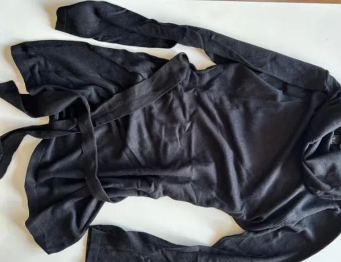 Robe noire en maille