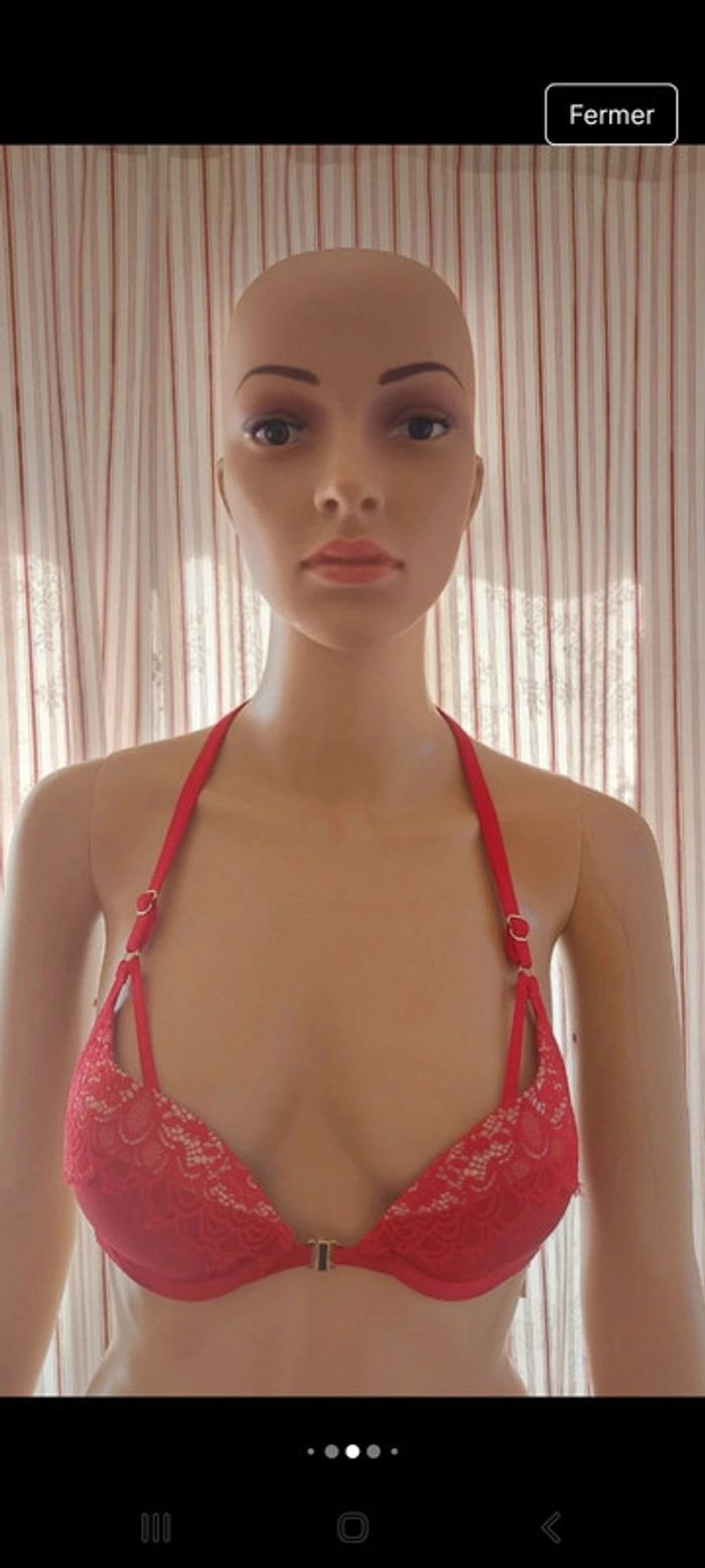 Soutien gorge rouge  Hunkemöller fr 85A - photo numéro 4