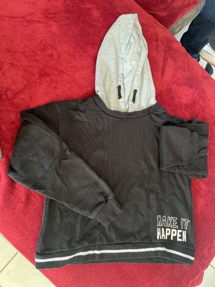 Sweat-shirt noir et gris