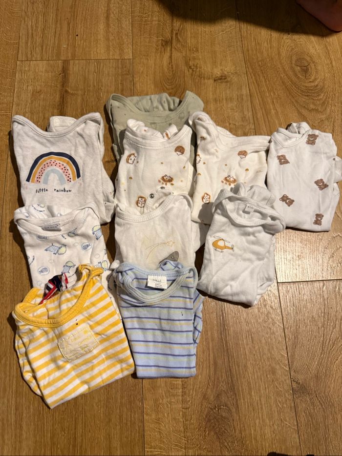 Lot de 10 bodies manches courtes bébé 3 mois - photo numéro 2