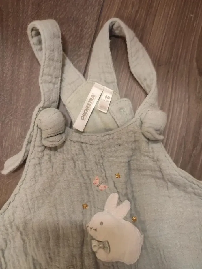 Salopette lapin vert d'eau 9 mois orchestra très bon état - photo numéro 4