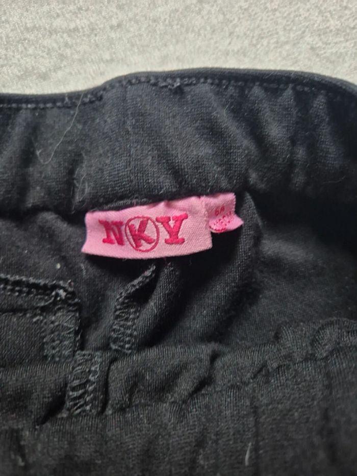 Jupe short noire 6 ans - photo numéro 2