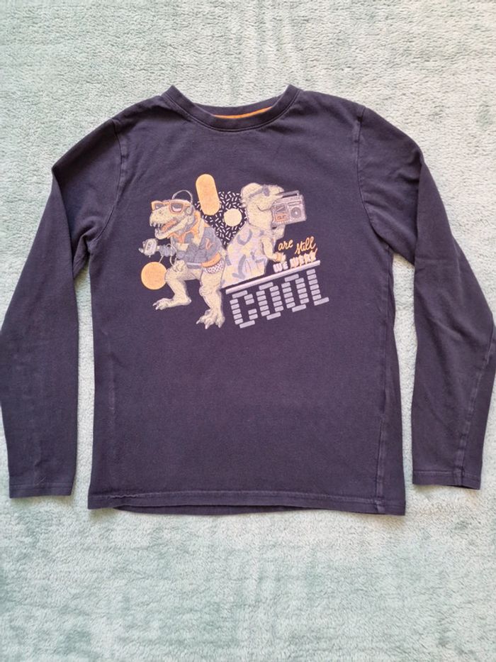 Très beau tee-shirt 10 ans