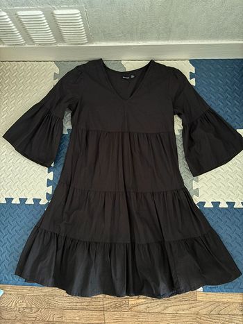 Robe à volant babydoll noir boohoo taille 36