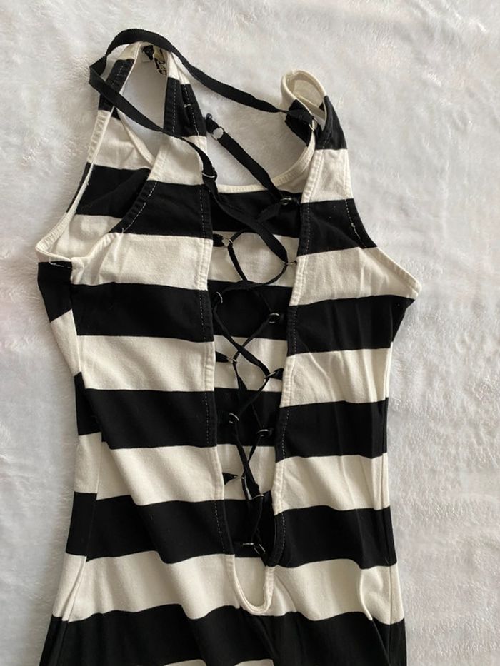 Robe dos nue T.36 - photo numéro 3
