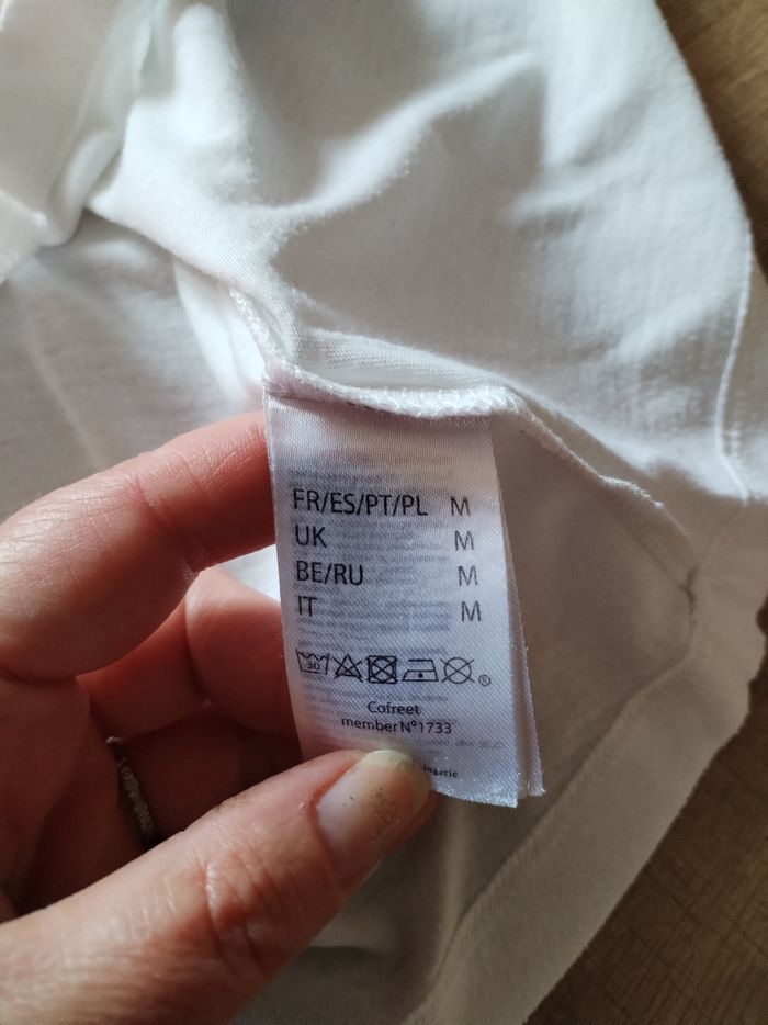 Top etam 38 - photo numéro 6