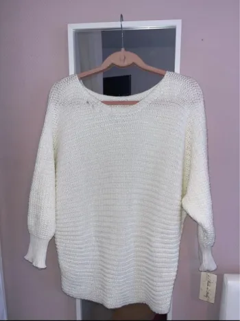 Pull blanc - Taille unique neuf avec étiquette