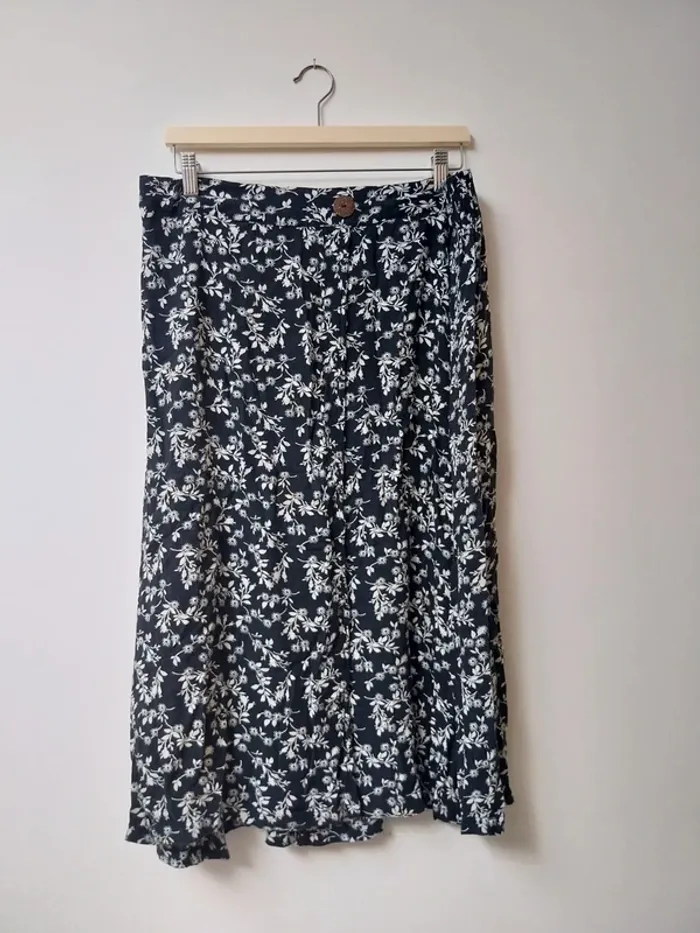 Jupe longue à fleurs Armand Thiery 44