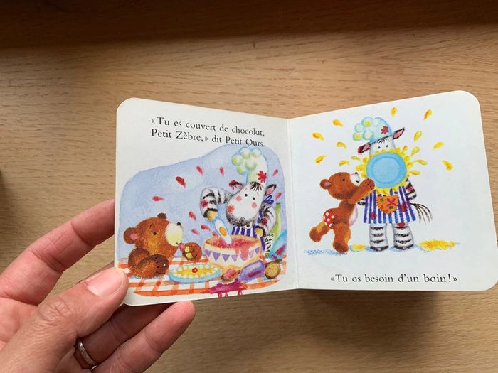 Livre avec doudou - photo numéro 3