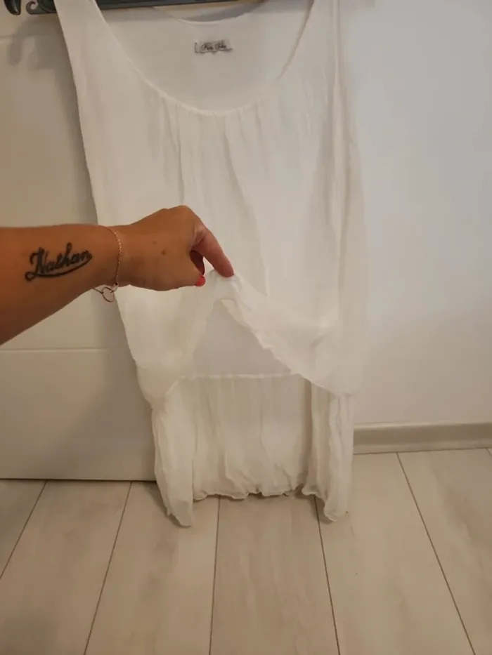 Robe courte blanche - photo numéro 4