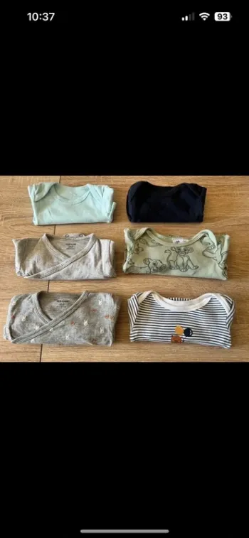 Lot 17 articles 6 mois