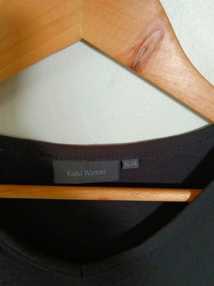 C4 Débardeur noir Kiabi 46/48 - photo numéro 3