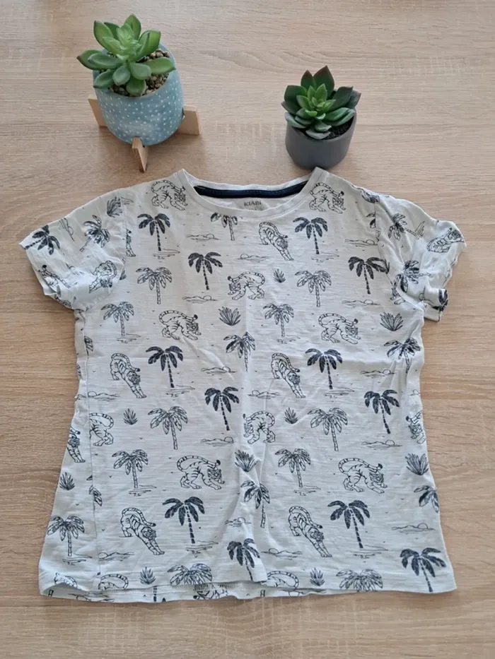 Tee-shirt