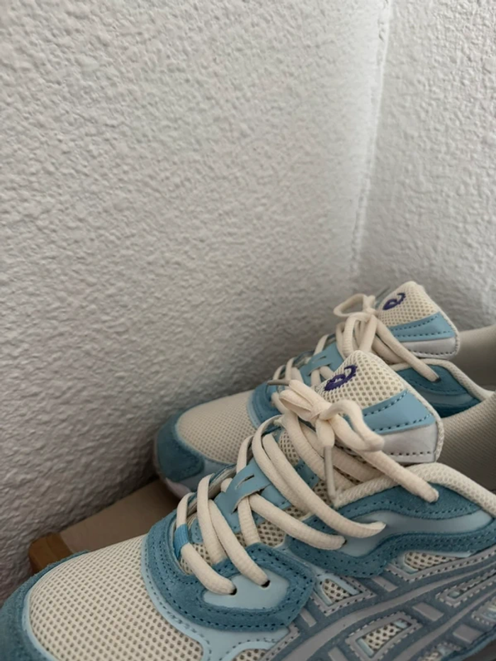 Asics taille 37.5 - photo numéro 3