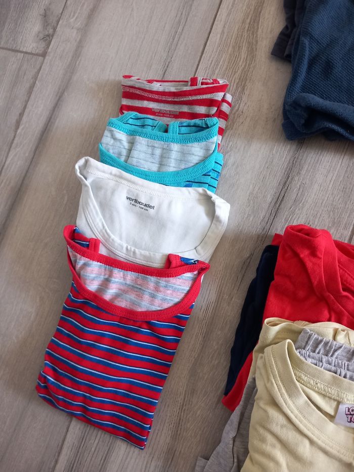 Lot de vêtements garçon 4 ans - photo numéro 8