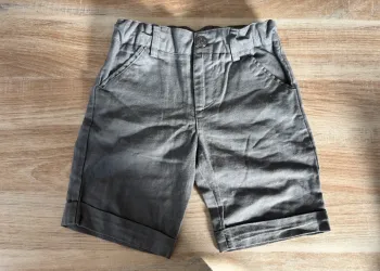 2 short 4 ans .