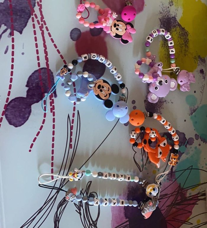 Création d’attache tétine plus anneau de dentition