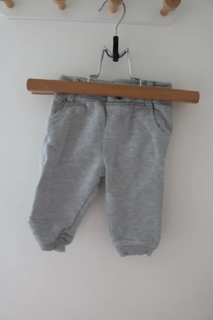 Ensemble haut/jogging Mes petits cailloux et gilet Tex 6 mois - photo numéro 2