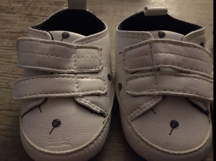 2 petites paires de chaussures bébé - photo numéro 2