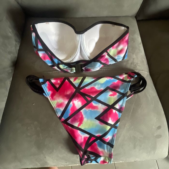 Maillot de Bain - photo numéro 2