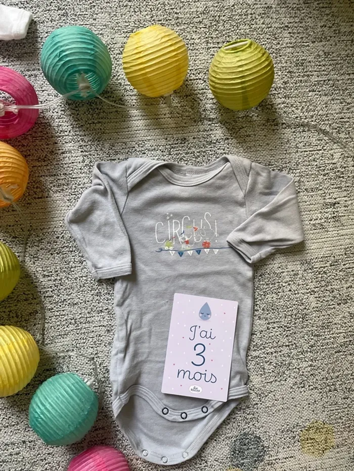 Body gris bleu petit bateau 3 mois