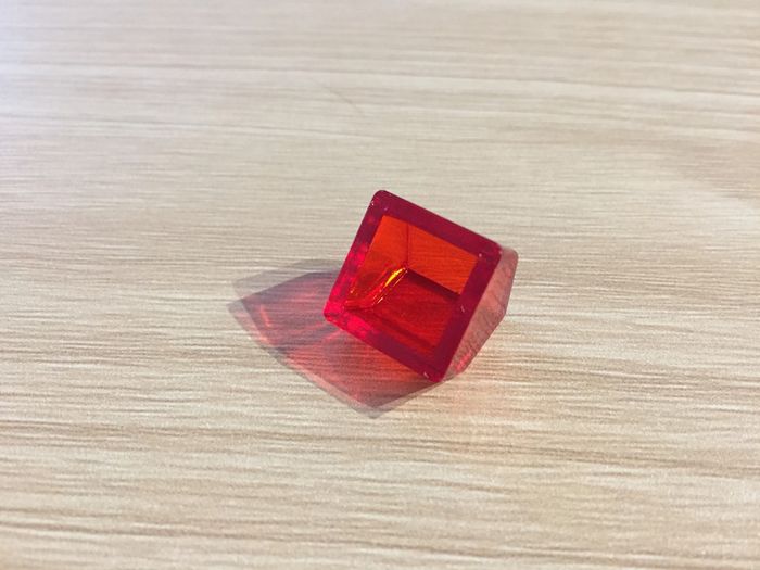 Hôtel rouge pièce détachée jeu de société Monopoly Millionnaire #A45 - photo numéro 2