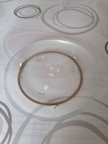 Plateau micro ondes de 31 cm de diamètre