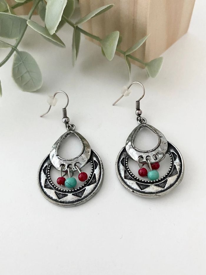 Lot 2 paires boucles d’oreilles - 🩶 argentées bleu rouge 🩵 - photo numéro 5