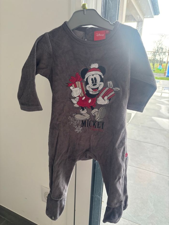 Lot de 6 Pyjamas de Noël 6 mois - photo numéro 3