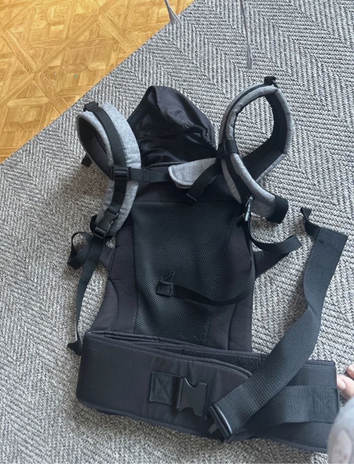 Porté bébé - photo numéro 2