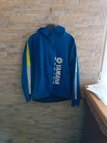 Veste bleue à capuche Yamaha S