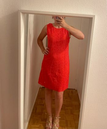 Robe d’été ou événement corail en dentelle Manoukian taille 1