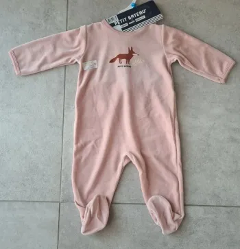 Pyjama Petit Bateau 9 mois neuf