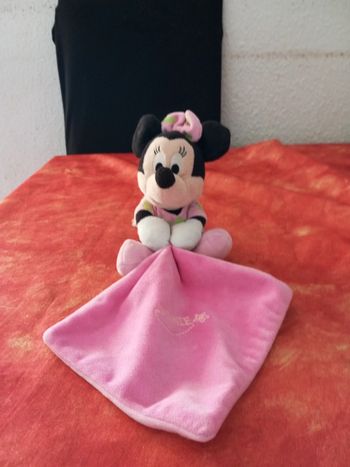 Doudou Minnie Disney Nicotoy