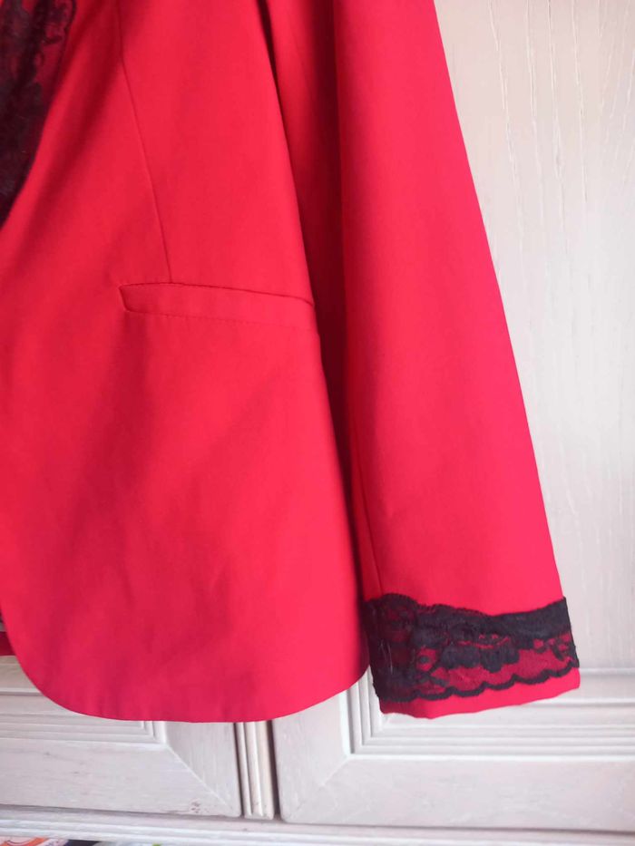 Veste avec dentelles taille XS Jennyfer - photo numéro 3