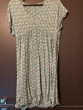 Robe lacomy fleuri