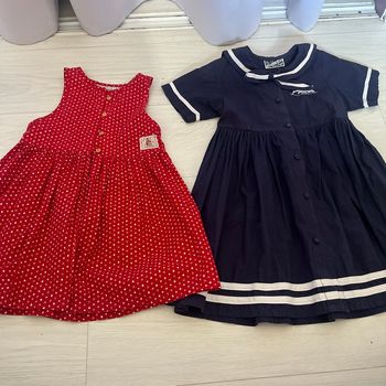 Lot 2 robes vintage 4-5ans