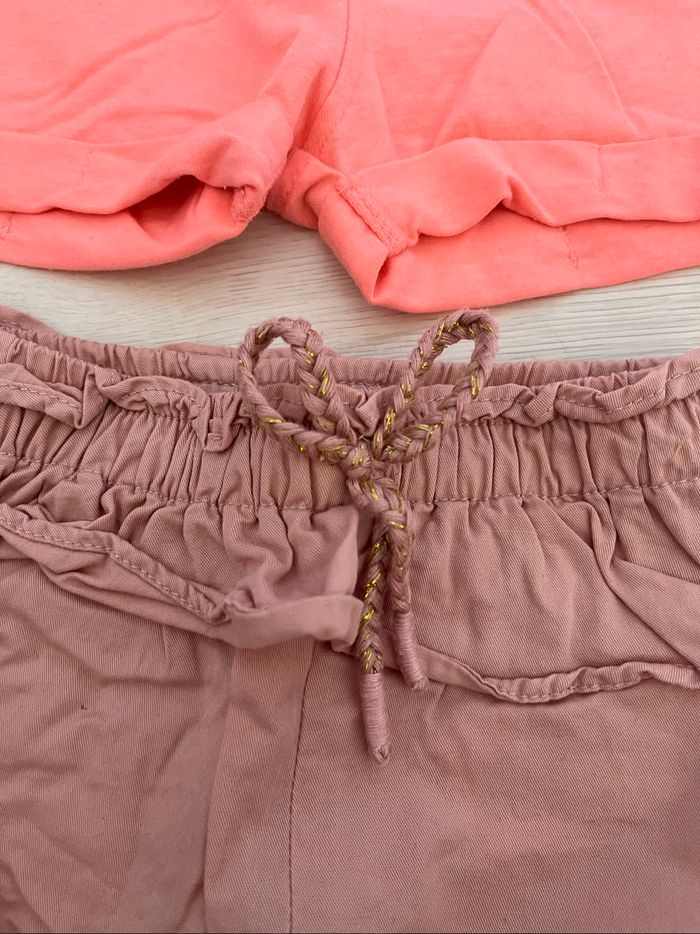 Lot 2 shorts 12mois - photo numéro 2