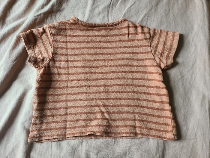 Joli t-shirt à rayures taille 12 mois - photo numéro 4