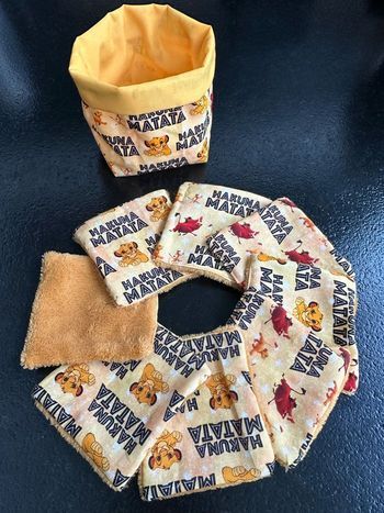 Lingettes lavables bébé motif roi lion Disney lot de 8 et panier