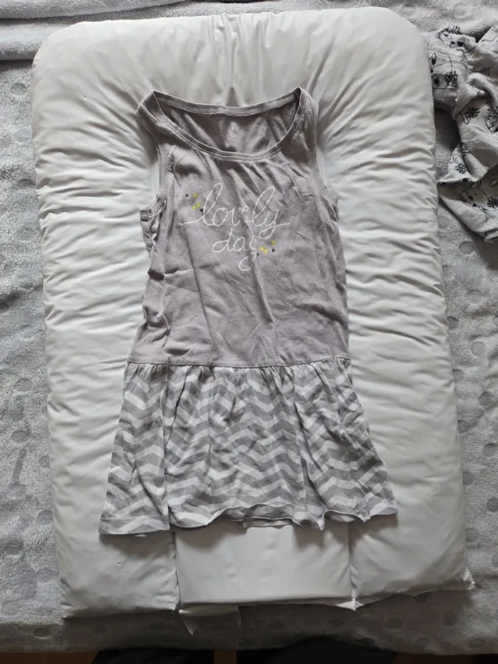 Robe kiabi taille 6 ans