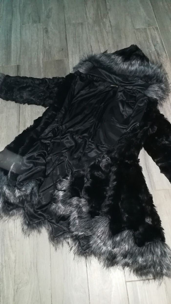 Manteau avec capuche fausse fourrure - photo numéro 3