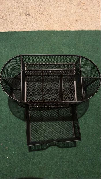 Organisateur de bureau en maille métallique